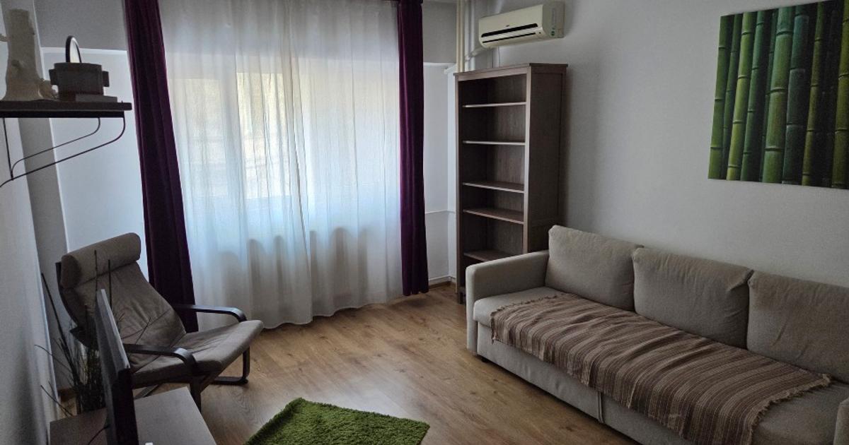 Garsonieră decomandată în zona Universitate, Ultracentral