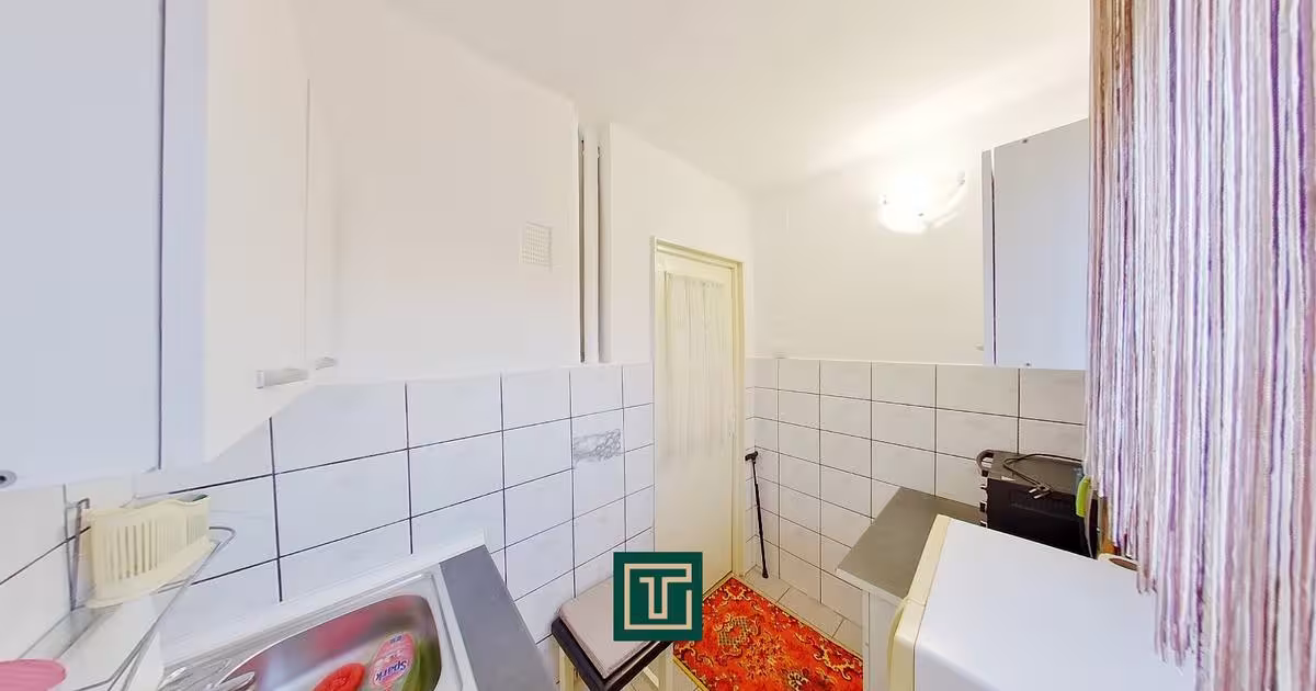 Garsonieră decomandată în zona 6 Vânători, Arad