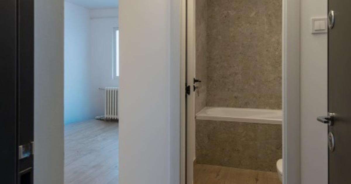 Garsonieră semidecomandată în zona Confecții, Arad