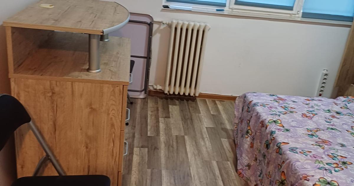 Garsonieră semidecomandată în zona Letea, Bacău