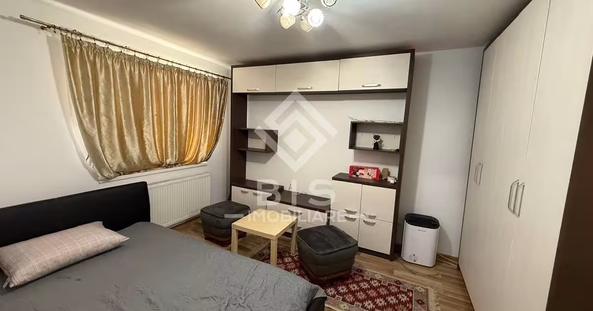 Garsonieră decomandată în zona Central, Bistrița