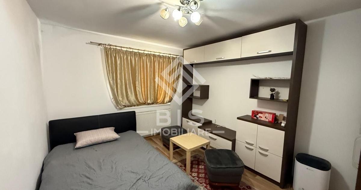 Garsonieră decomandată în zona Central, Bistrița