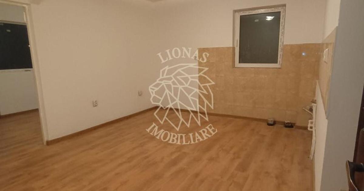 Garsonieră decomandată în zona Sud, Bistrița