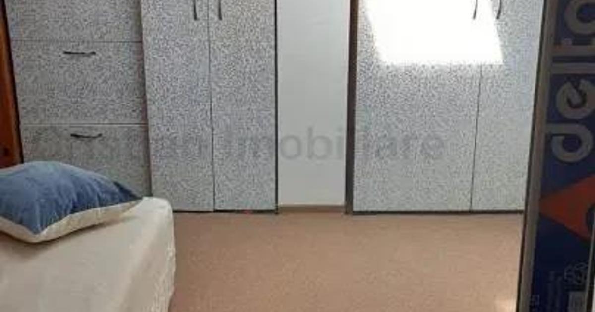 Garsonieră decomandată în zona Apollo, Brăila