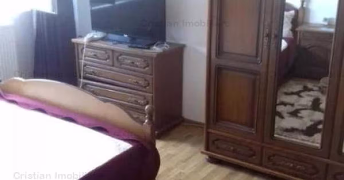 Garsonieră decomandată în zona Apollo, Brăila