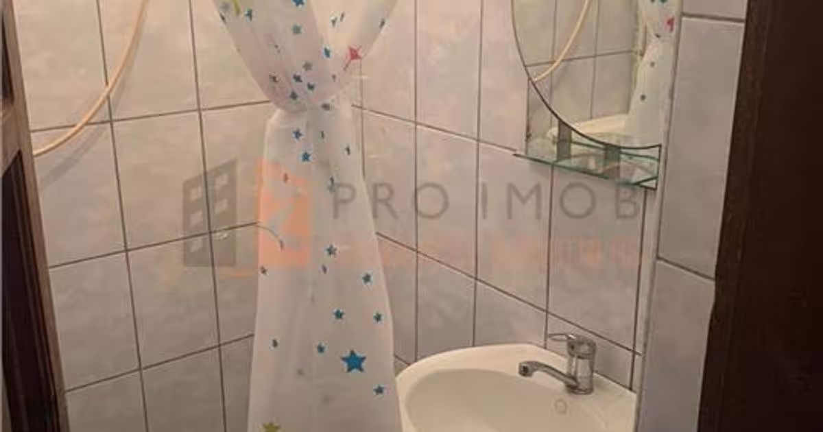 Garsonieră decomandată în zona Micro 14, Buzău