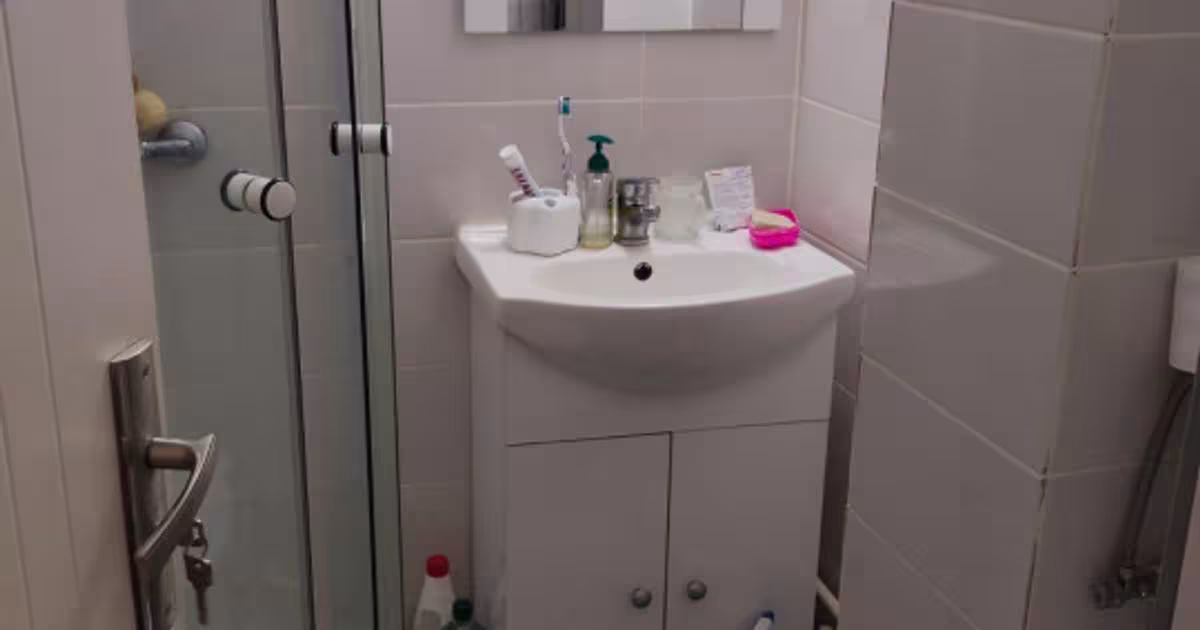 Garsonieră decomandată în zona Calea București, Craiova