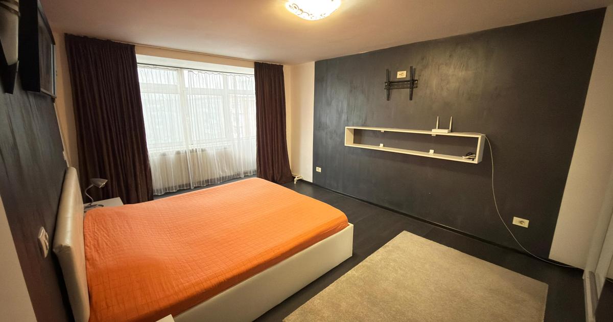 Garsonieră decomandată în zona Rovine, Craiova