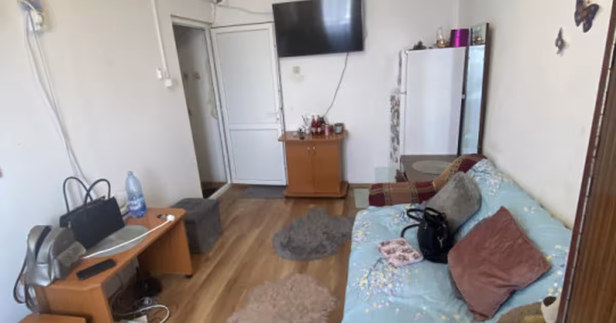 Garsonieră semidecomandată în zona Valea Rosie, Craiova