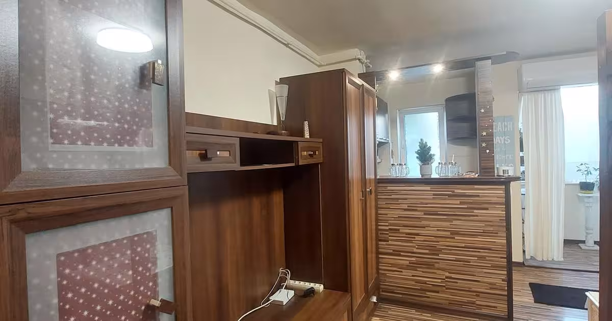 Garsonieră semidecomandată în zona Dacia, Deva
