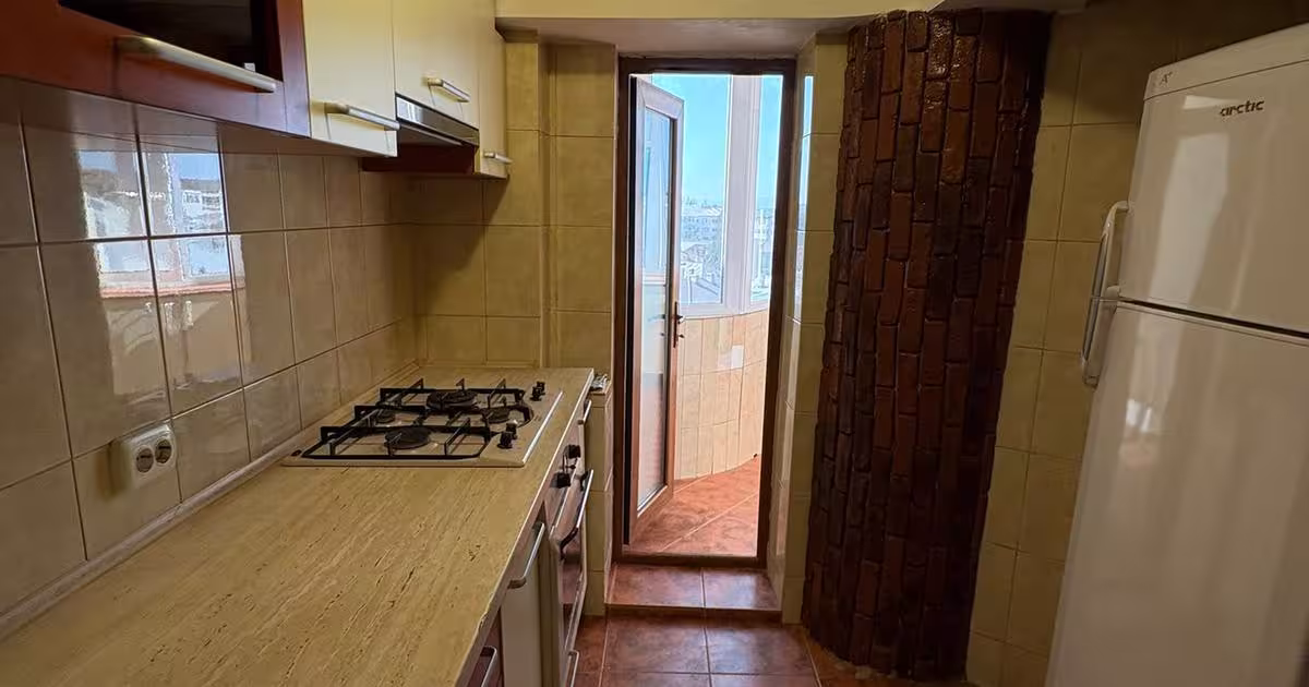Garsonieră decomandată în zona Central, Focșani