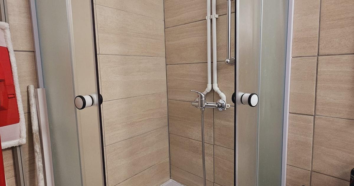 Garsonieră decomandată în zona Port, Galați