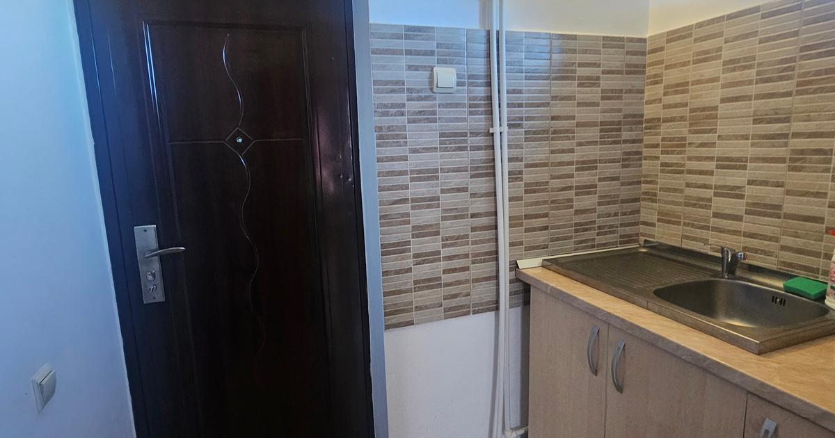 Garsonieră semidecomandată în zona Dacia, Iași