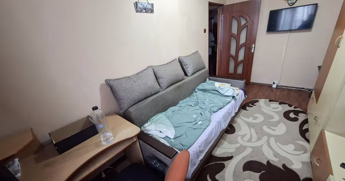 Garsonieră decomandată în zona Podu Roș, Iași