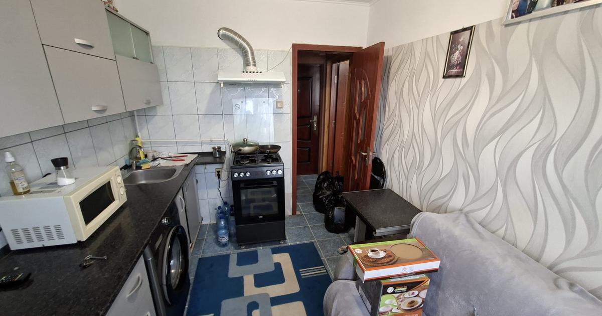 Garsonieră decomandată în zona Podu Roș, Iași