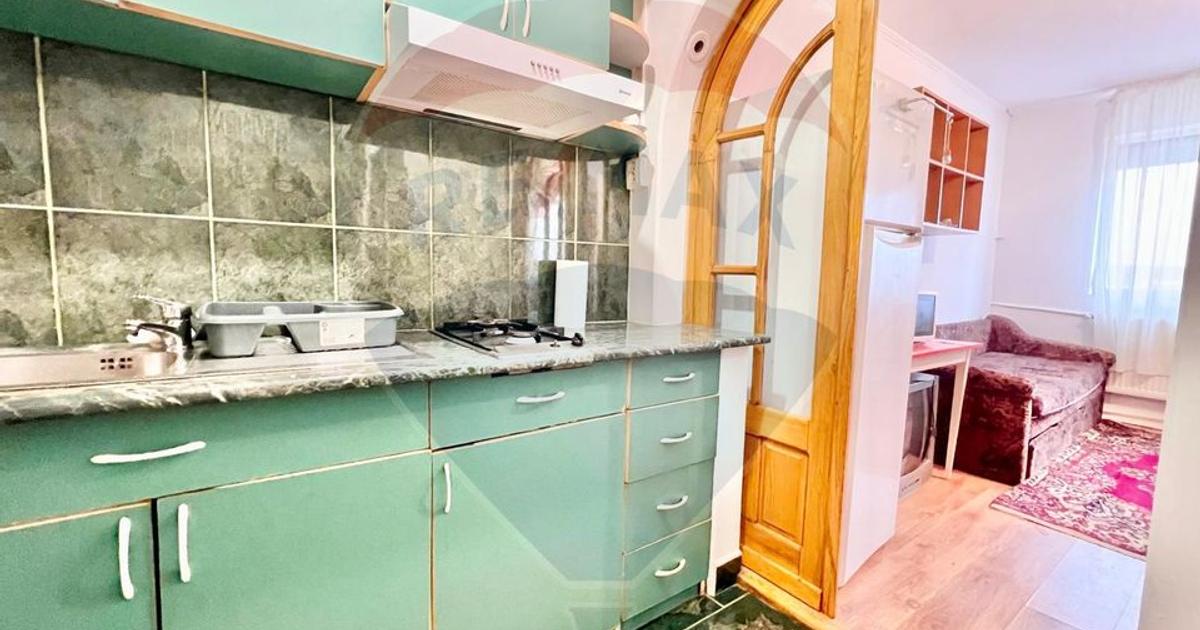 Garsonieră decomandată în zona Rogerius, Oradea