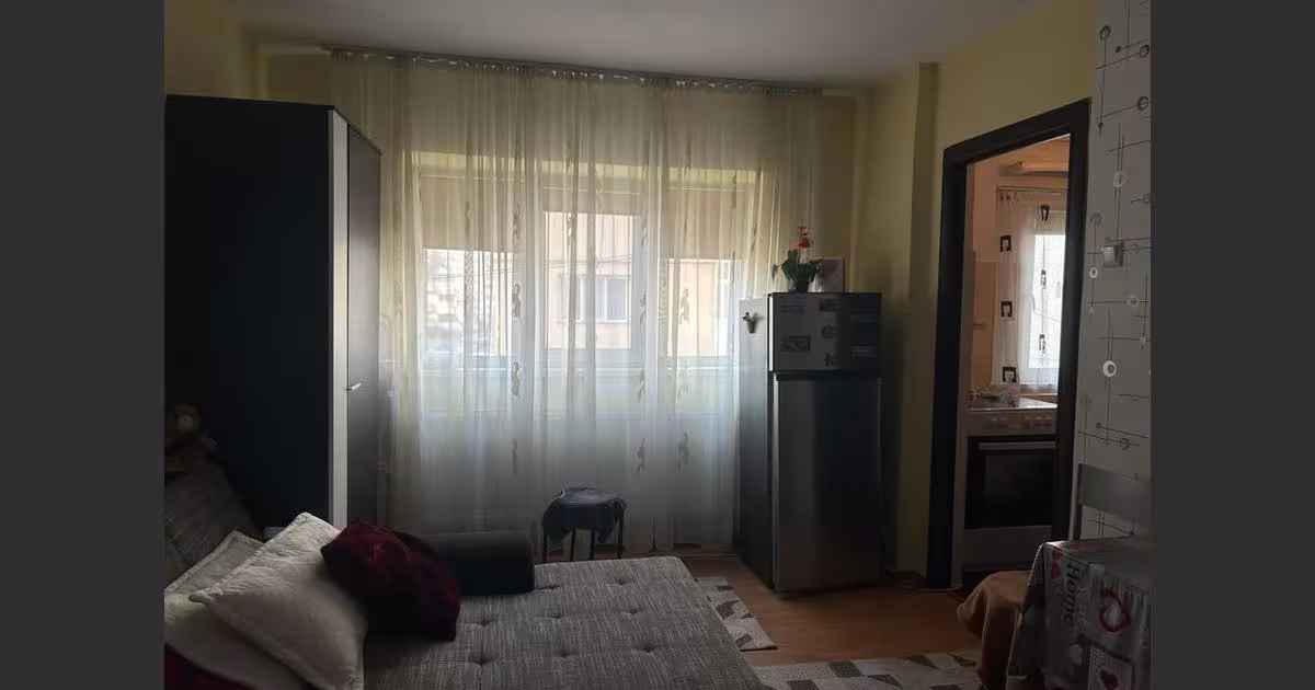 Garsonieră decomandată în zona 9 Mai, Târgu Jiu