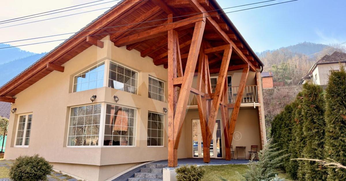 Hotel/Pensiune 735 mp în Șugag