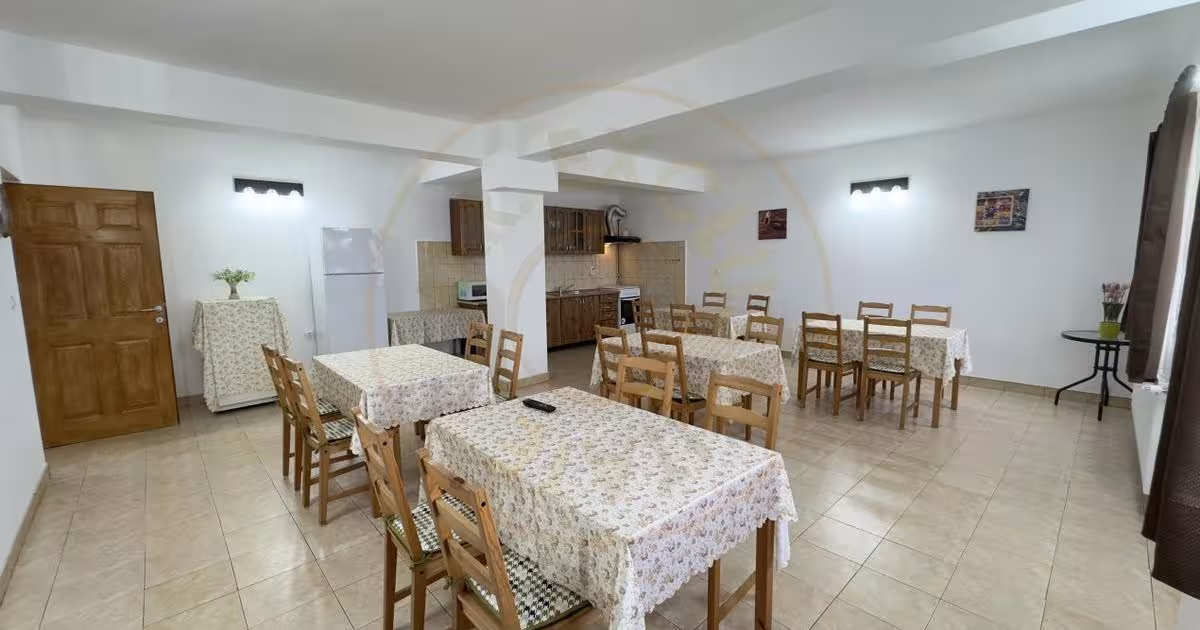 Hotel/Pensiune 368 mp în Tășnad