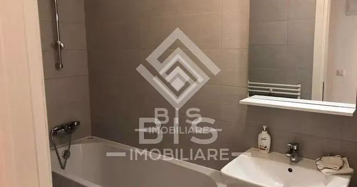 Penthouse decomandat cu 3 camere în zona Nord, Bistrița
