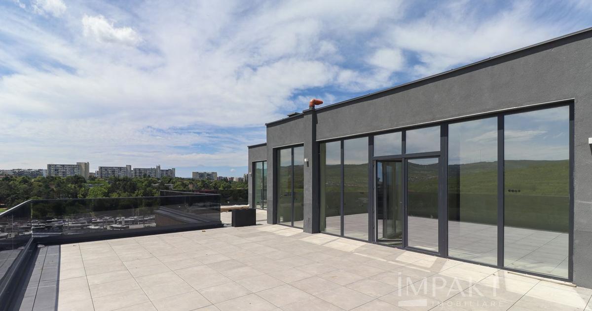 Penthouse semidecomandat cu 3 camere în zona Gheorgheni, Cluj-Napoca