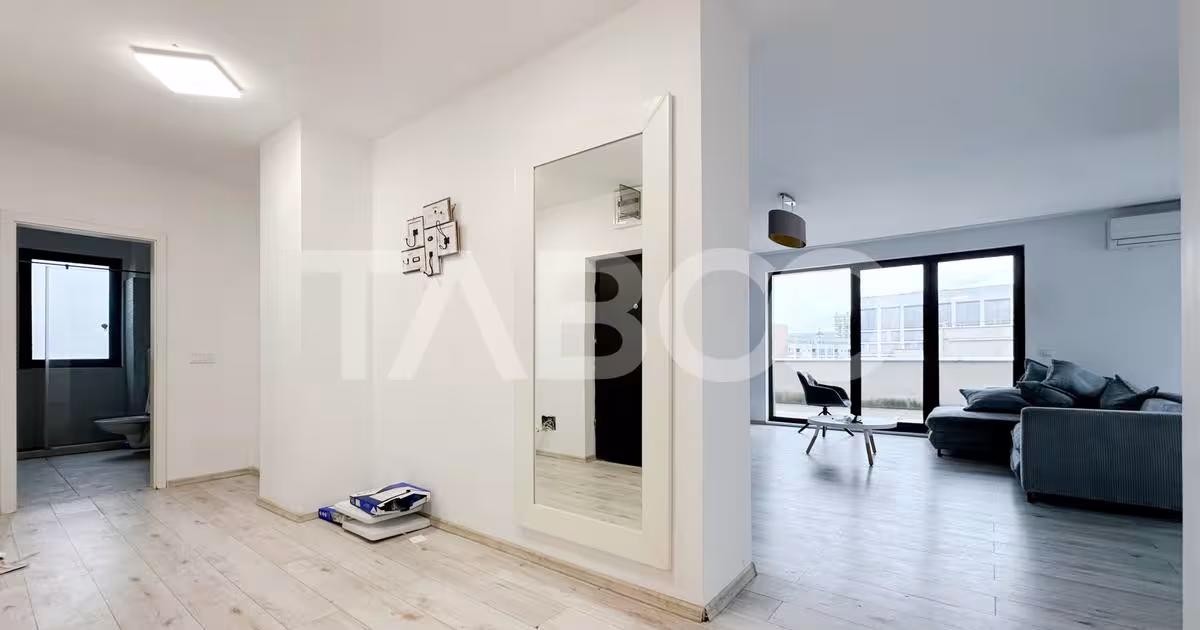 Penthouse semidecomandat cu 4 camere în zona Gheorgheni, Cluj-Napoca