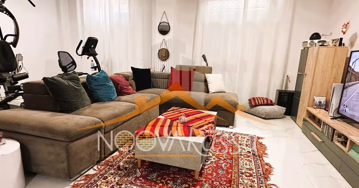 Penthouse decomandat cu 5 camere în zona Tomis Plus, Constanța