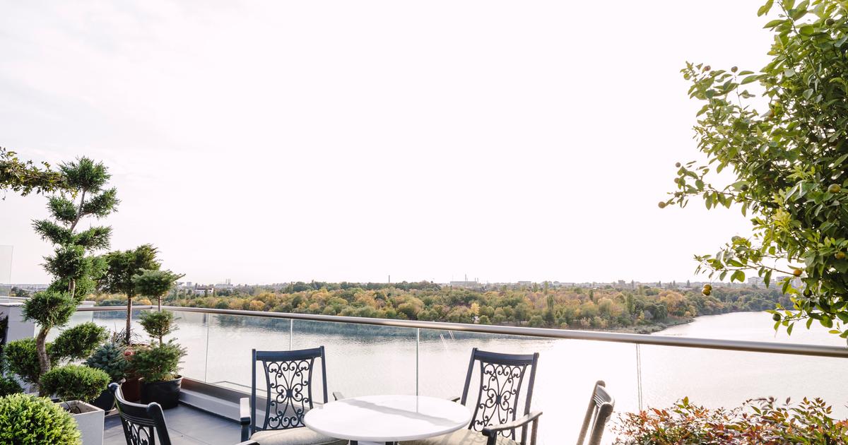 Penthouse semidecomandat cu 4 camere în zona Pantelimon, Sector 2