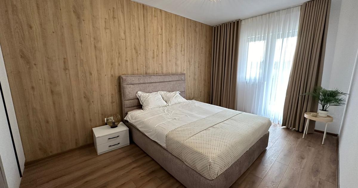Penthouse decomandat cu 3 camere în zona Berceni, Sector 4