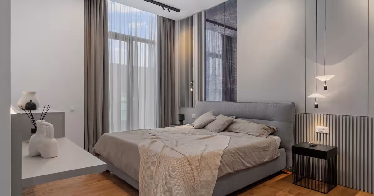 Penthouse semidecomandat cu 4 camere în zona Cotroceni, Sector 5
