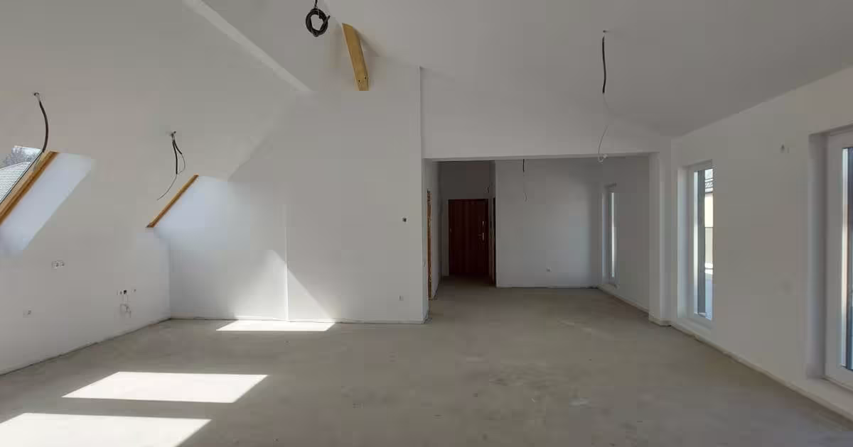 Penthouse decomandat cu 4 camere în zona Central, Târgu Mureș