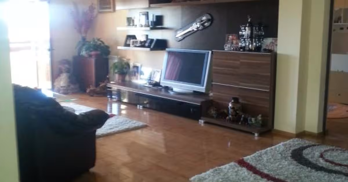 Proprietate specială 800 mp în zona Central, Botoșani