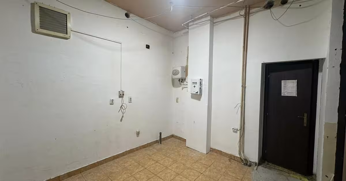 Spațiu comercial în zona Funcționarilor, Arad