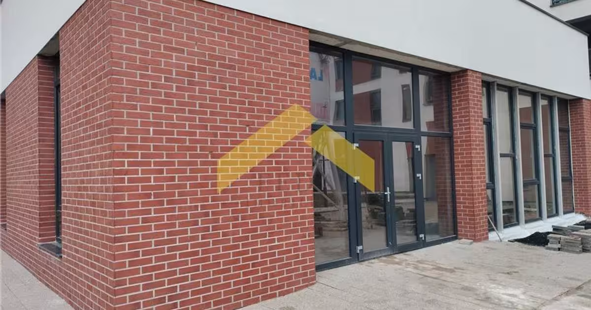 Spațiu comercial 555 mp în zona UTA, Arad preț necomunicat