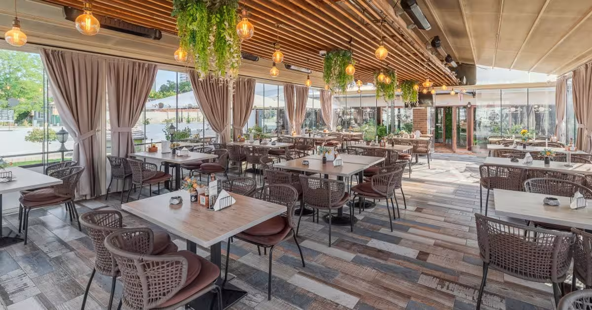 Spațiu comercial 780 mp în Băile Felix