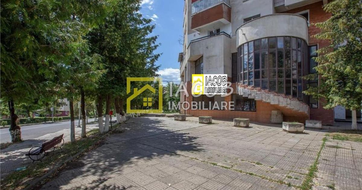 Spațiu comercial 430 mp în zona Central, Buhuși