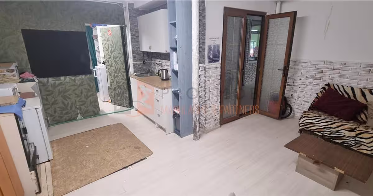 Spațiu comercial 194 mp în zona 1 Decembrie, Buzău
