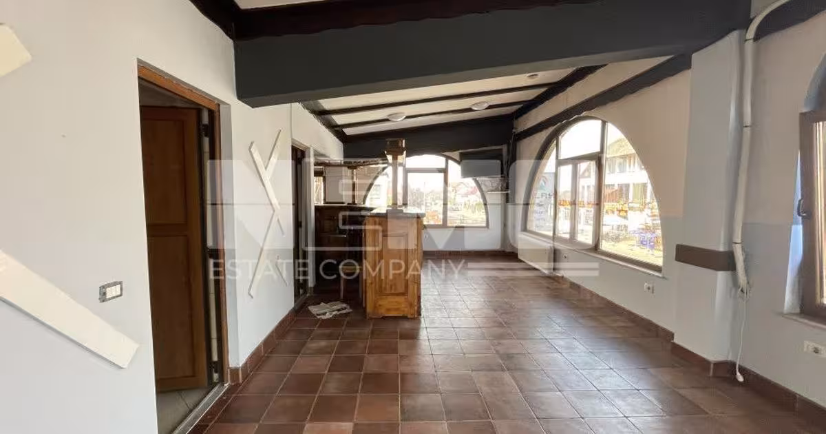 Spațiu comercial în Marginea