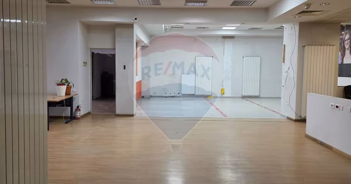 Spațiu comercial în zona Central, Onești