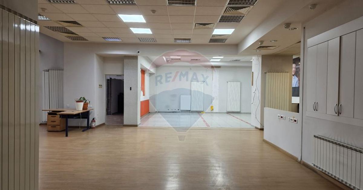 Spațiu comercial în zona Central, Onești