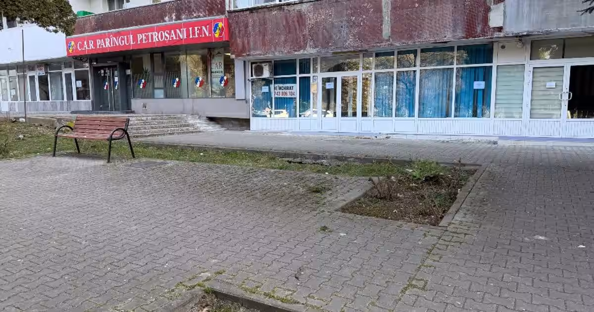 Spațiu comercial 125 mp în zona Central, Petroșani
