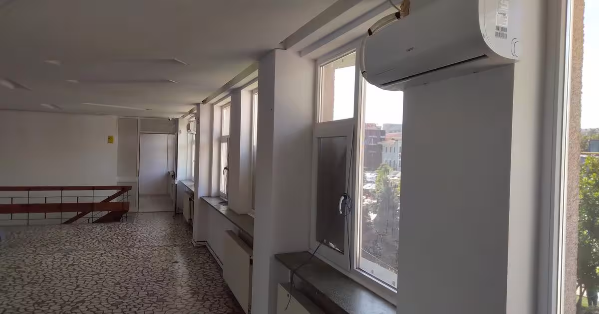 Spațiu comercial 60 mp în zona Ultracentral, Pitești