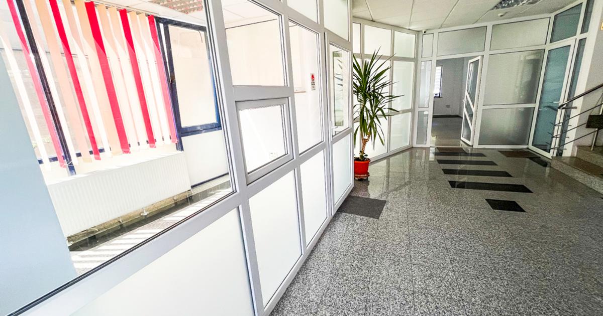 Spațiu comercial 80 mp în zona Ultracentral, Pitești