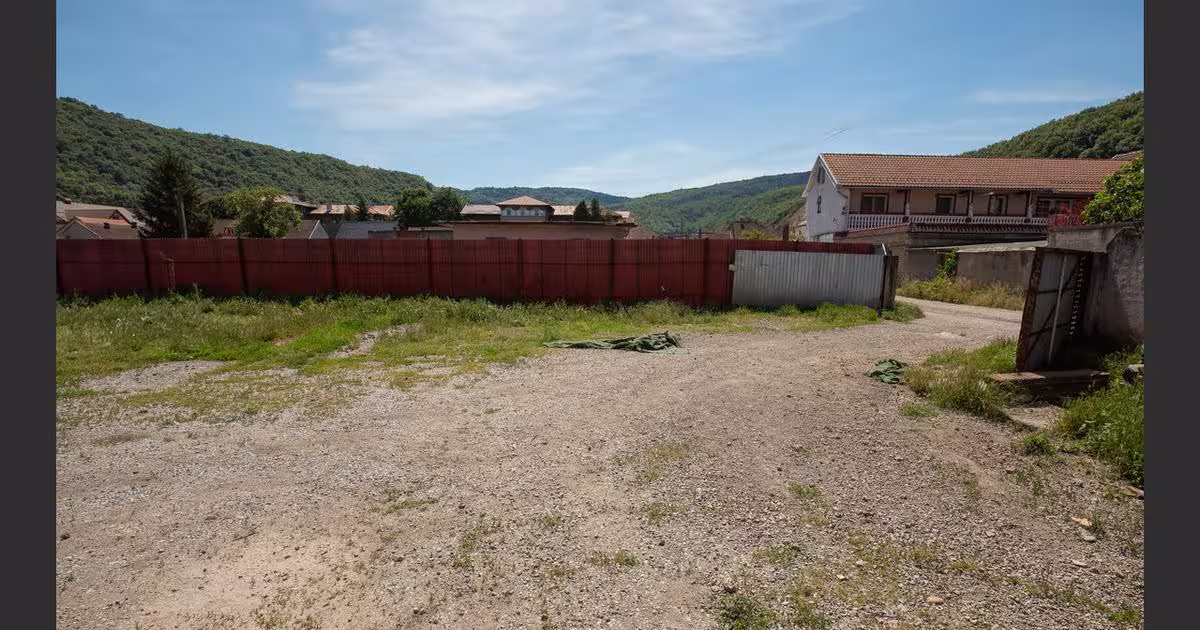 Spațiu comercial 300 mp în zona Centrul Civic, Reșița