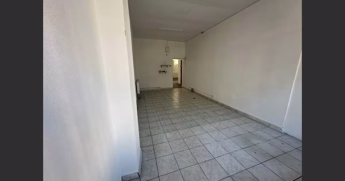 Spațiu comercial 80 mp în zona Micro III, Reșița