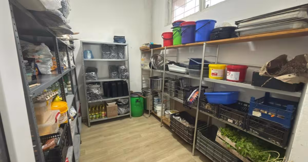 Spațiu comercial 150 mp în zona Central, Salonta