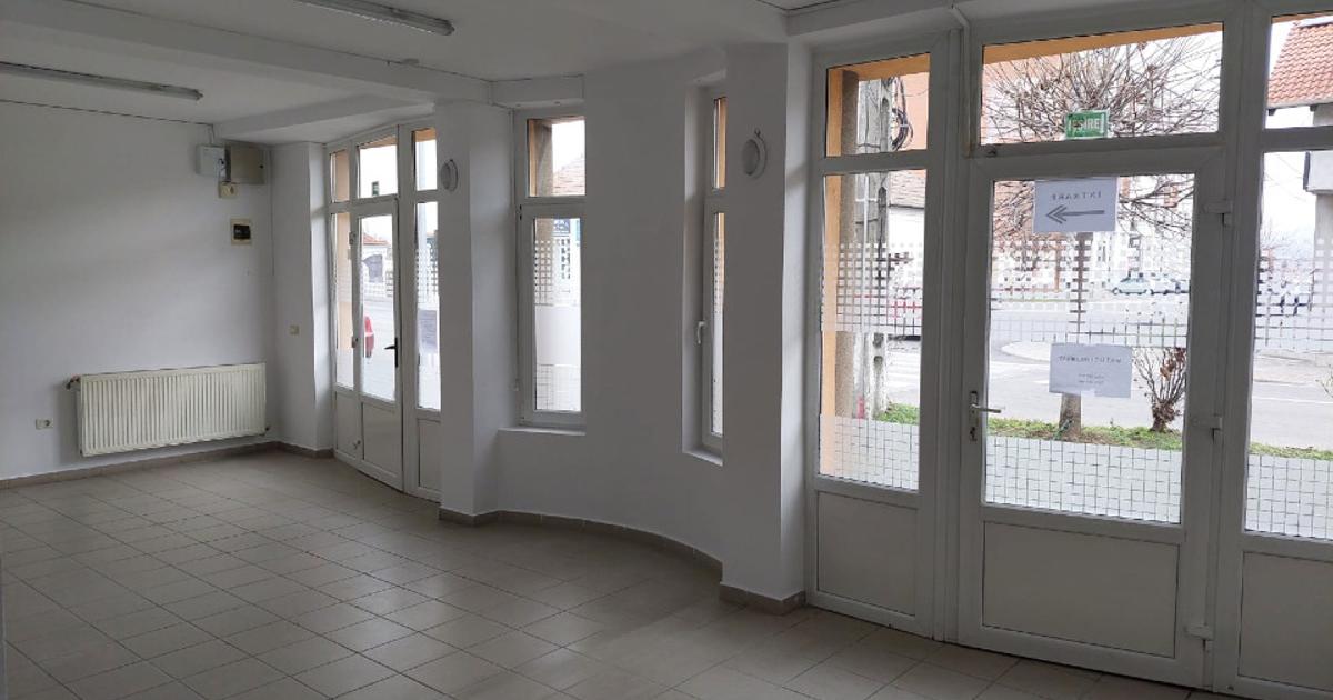 Spațiu comercial 42 mp în zona Ultracentral, Sebeș