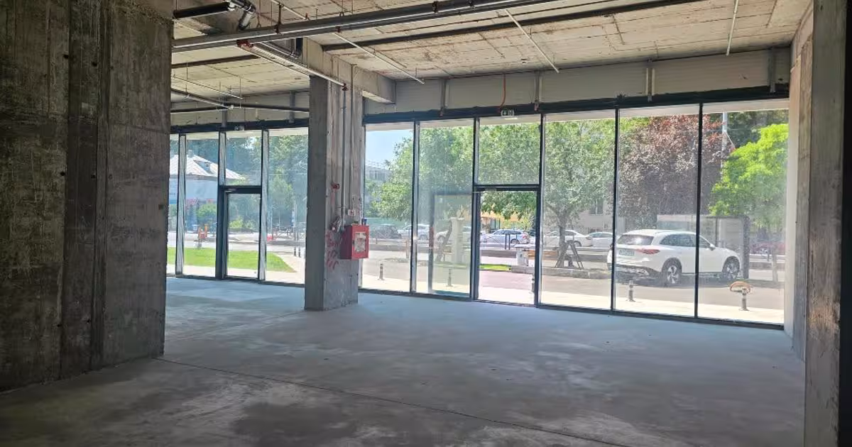 Spațiu comercial 405 mp în zona Barbu Văcărescu, Sector 2