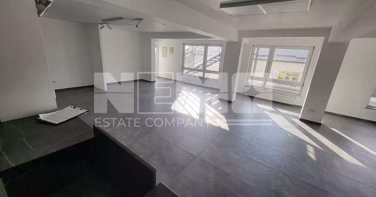 Spațiu comercial 200 mp în Sfântu Ilie