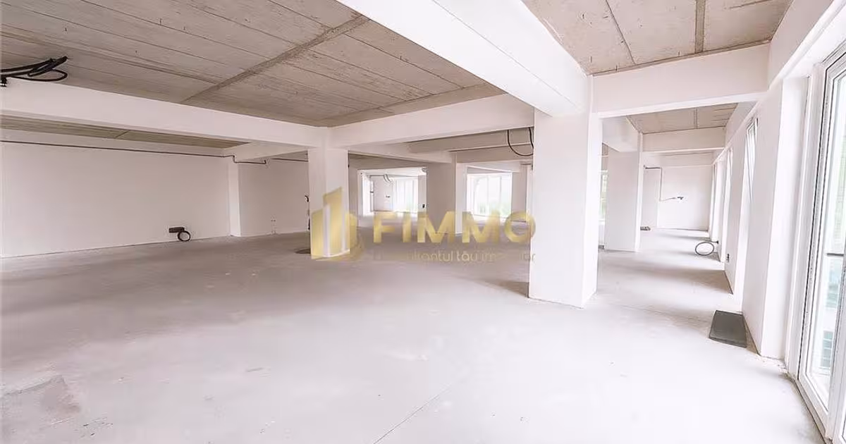 Spațiu comercial 390 mp în zona Est, Suceava